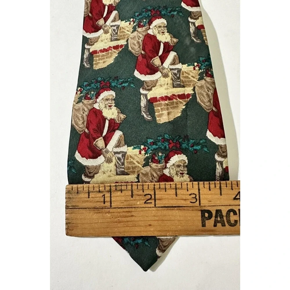 Neiman-Marcus Men's Tie Silk Necktie Dark Red Santa‎ Christmas Tie
